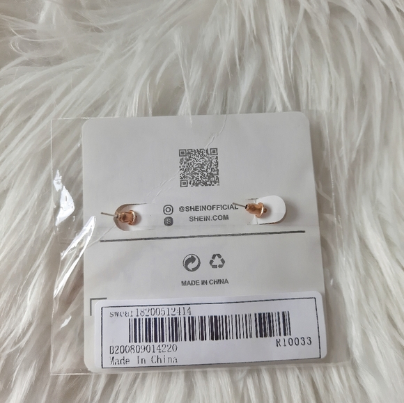 NEW Gold Hoop Drop Earrings - Picture 6 of 7